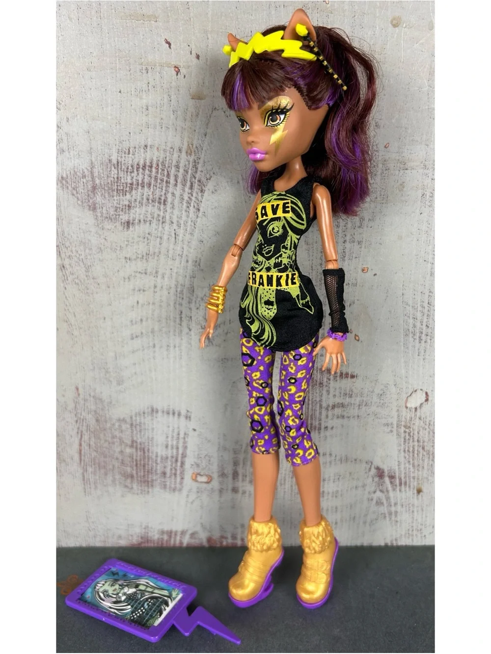 Monster High Clawdeen Wolf Save Frankie Doll